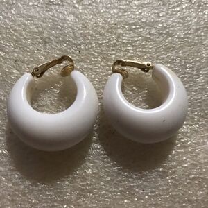 Elegant White banality Hoop Earrings
